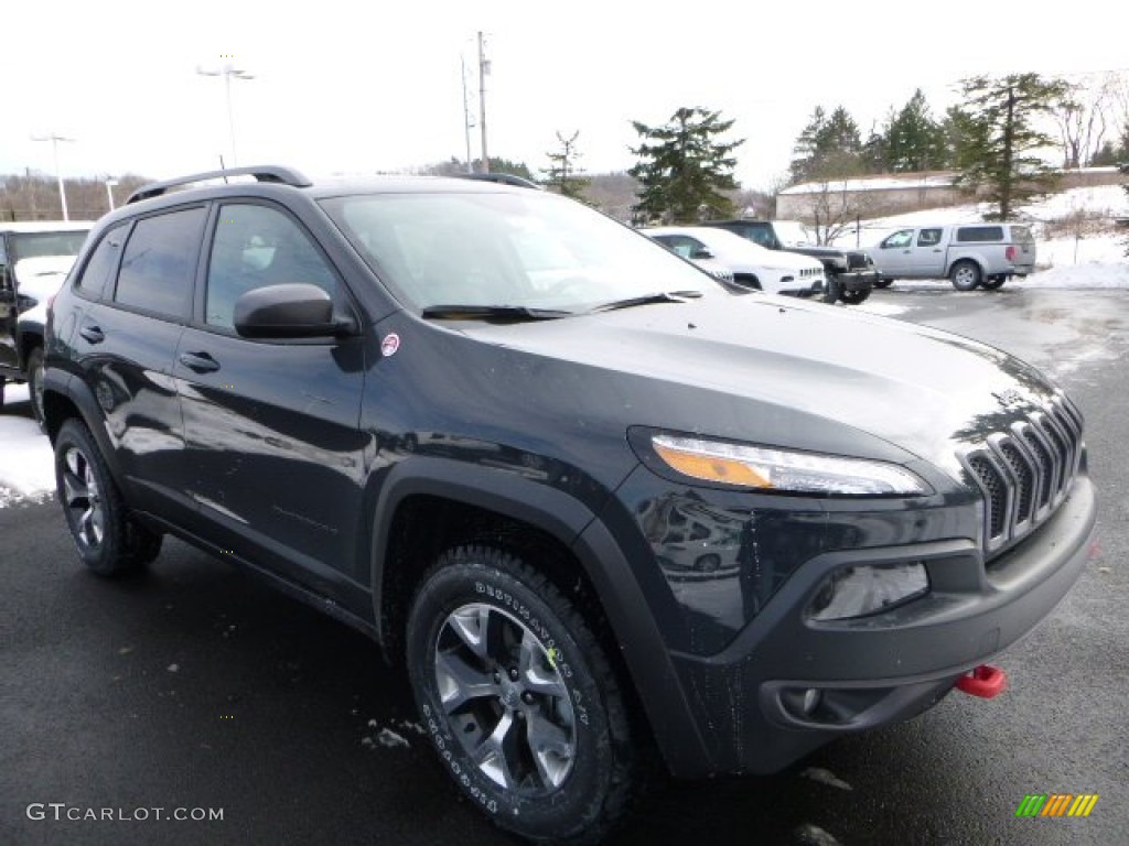 2016 Cherokee Trailhawk 4x4 - Rhino / Black photo #10
