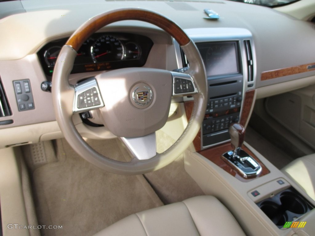 2009 STS V8 - Crystal Red / Cashmere photo #11