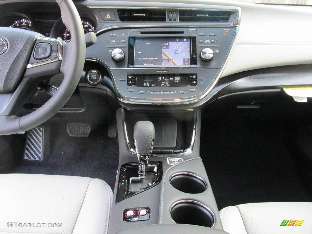2016 Avalon XLE Premium - Blizzard Pearl / Light Gray photo #25