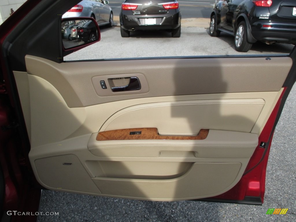 2009 STS V8 - Crystal Red / Cashmere photo #26