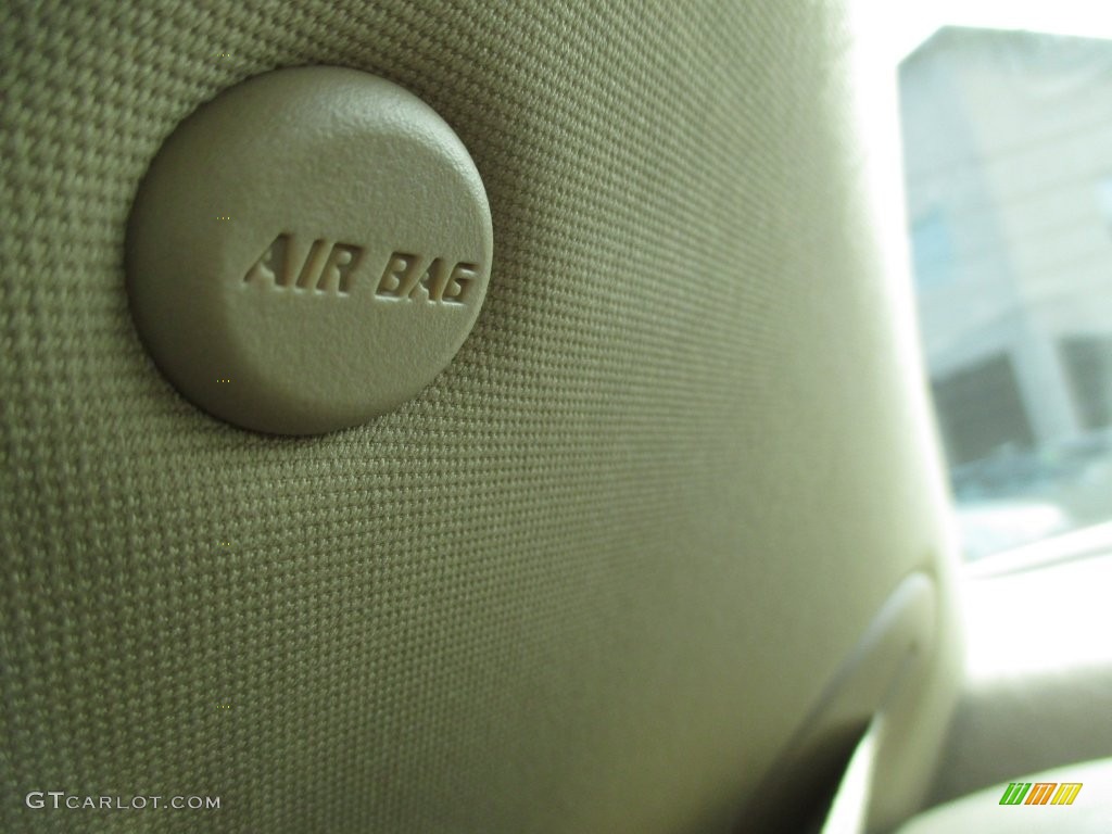 2009 STS V8 - Crystal Red / Cashmere photo #45