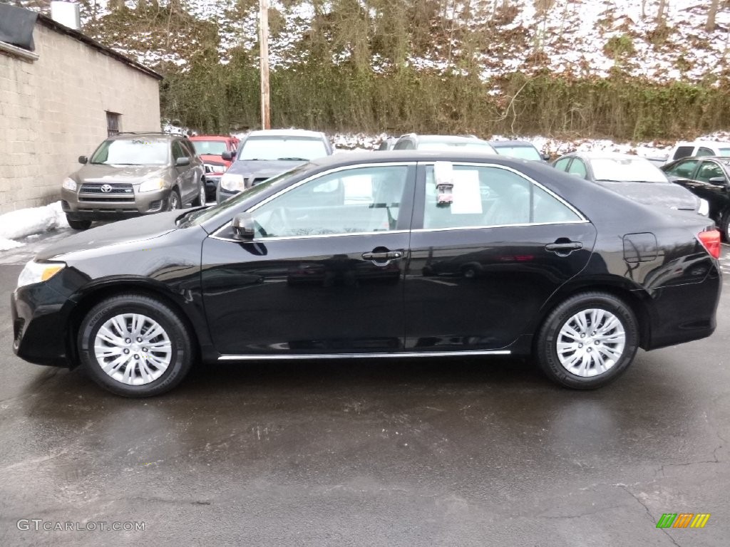 2014 Camry LE - Attitude Black Metallic / Ash photo #4