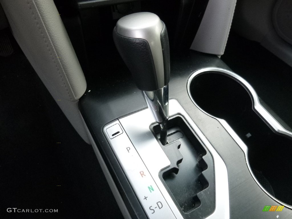 2014 Camry LE - Attitude Black Metallic / Ash photo #20