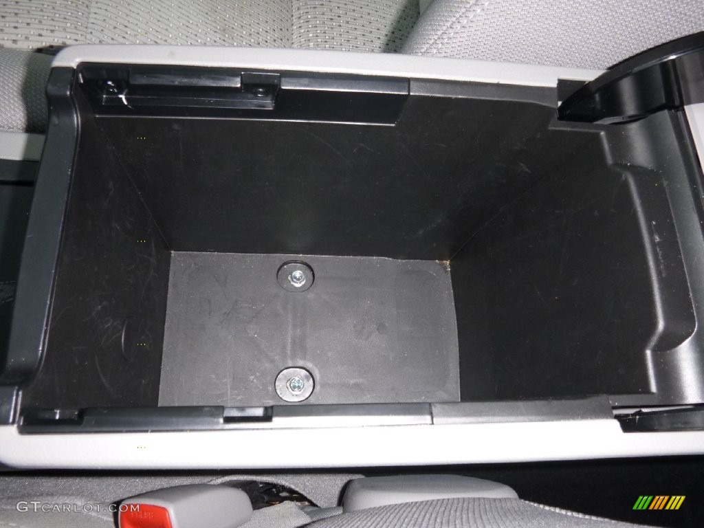 2014 Camry LE - Attitude Black Metallic / Ash photo #22