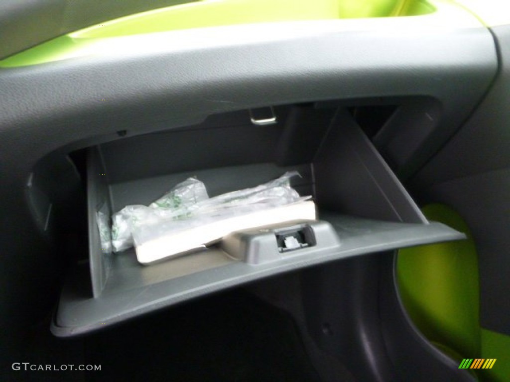 2013 Spark LT - Jalapeno (Green) / Dark Pewter/Silver photo #20