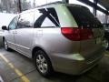 2004 Silver Shadow Pearl Toyota Sienna LE  photo #7