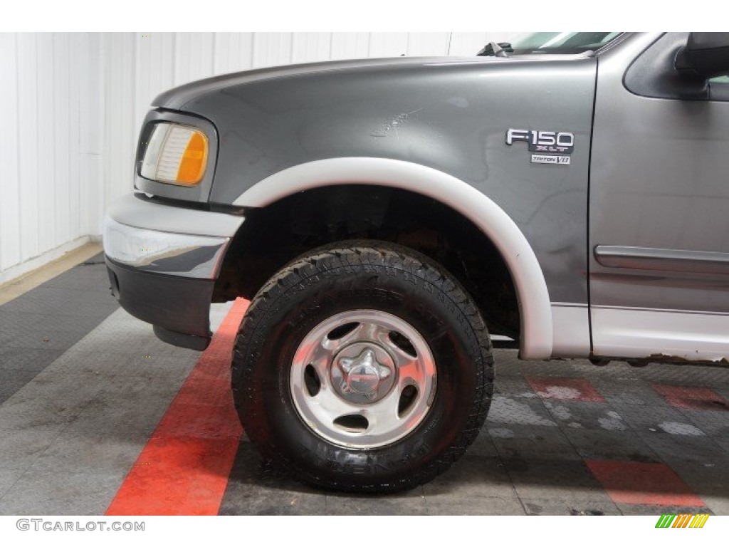 2002 F150 XLT SuperCrew 4x4 - Dark Shadow Grey Metallic / Medium Graphite photo #149