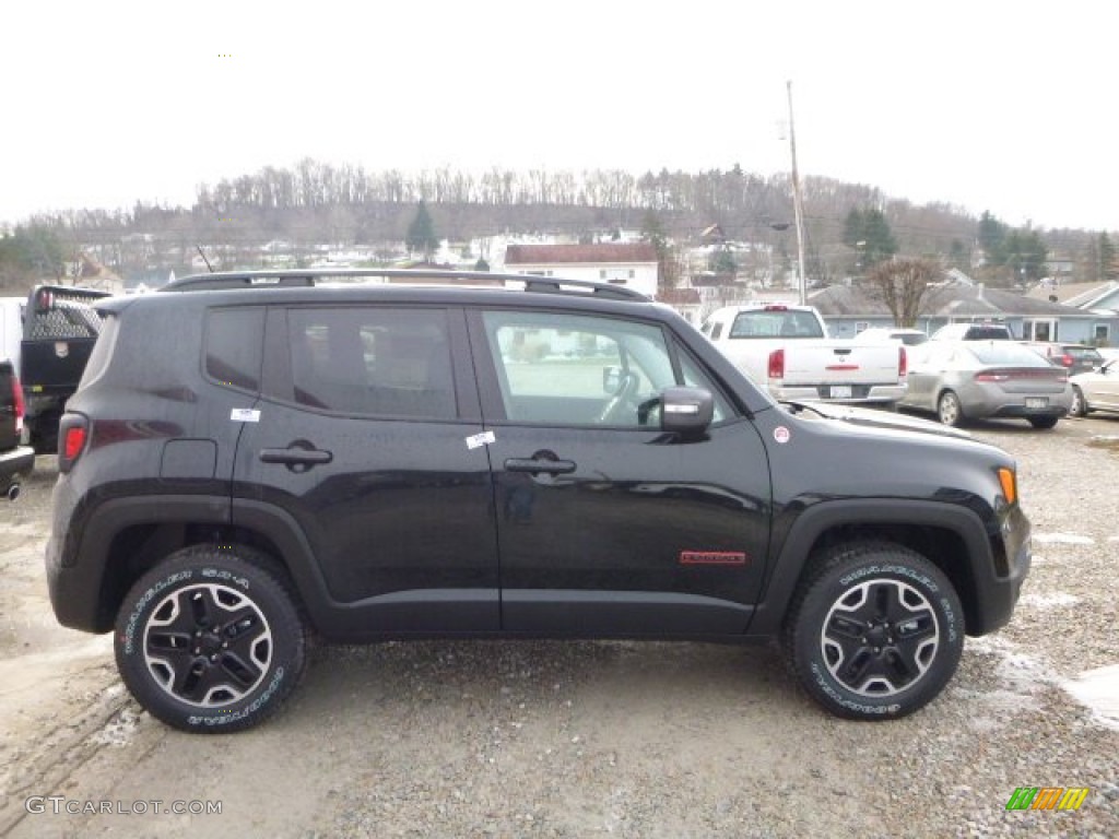 2016 Renegade Trailhawk 4x4 - Black / Black photo #6