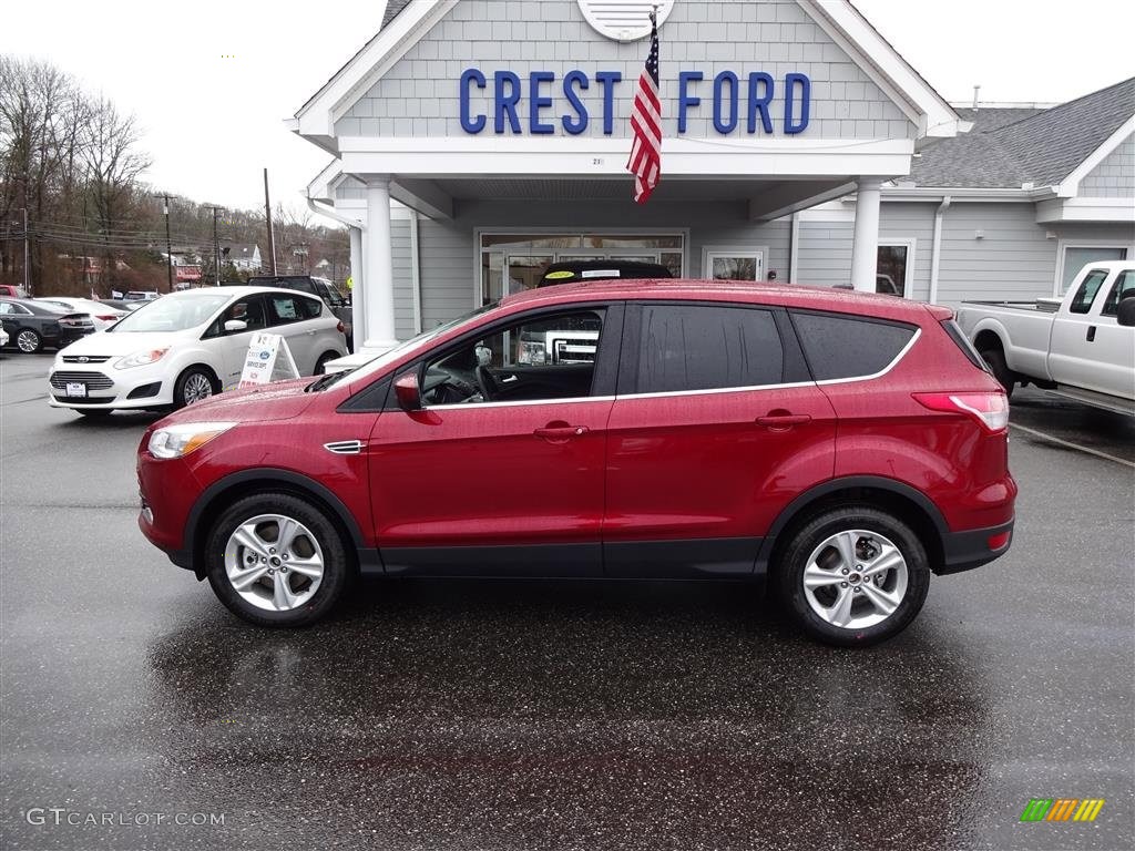 2016 Escape SE 4WD - Ruby Red Metallic / Charcoal Black photo #4