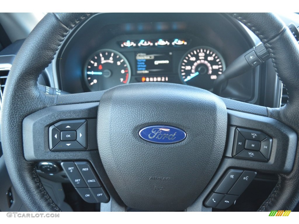 2016 Ford F150 XLT SuperCrew 4x4 Medium Earth Gray Steering Wheel Photo #110167333