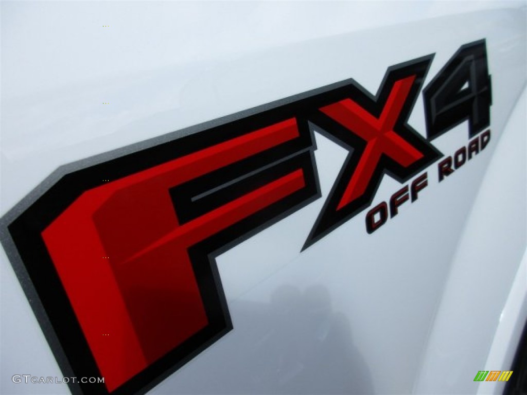 2016 F150 XLT SuperCrew 4x4 - Oxford White / Black photo #9