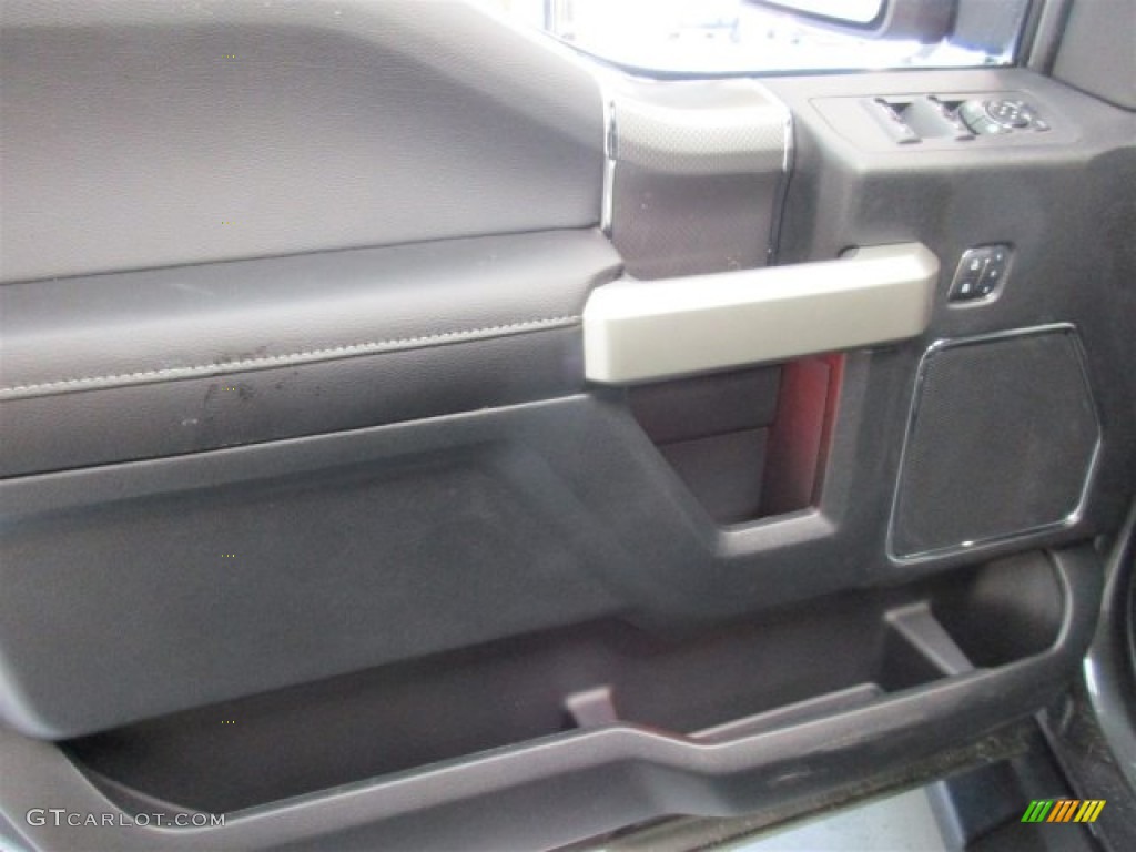 2016 F150 Lariat SuperCrew 4x4 - Magnetic / Black photo #14