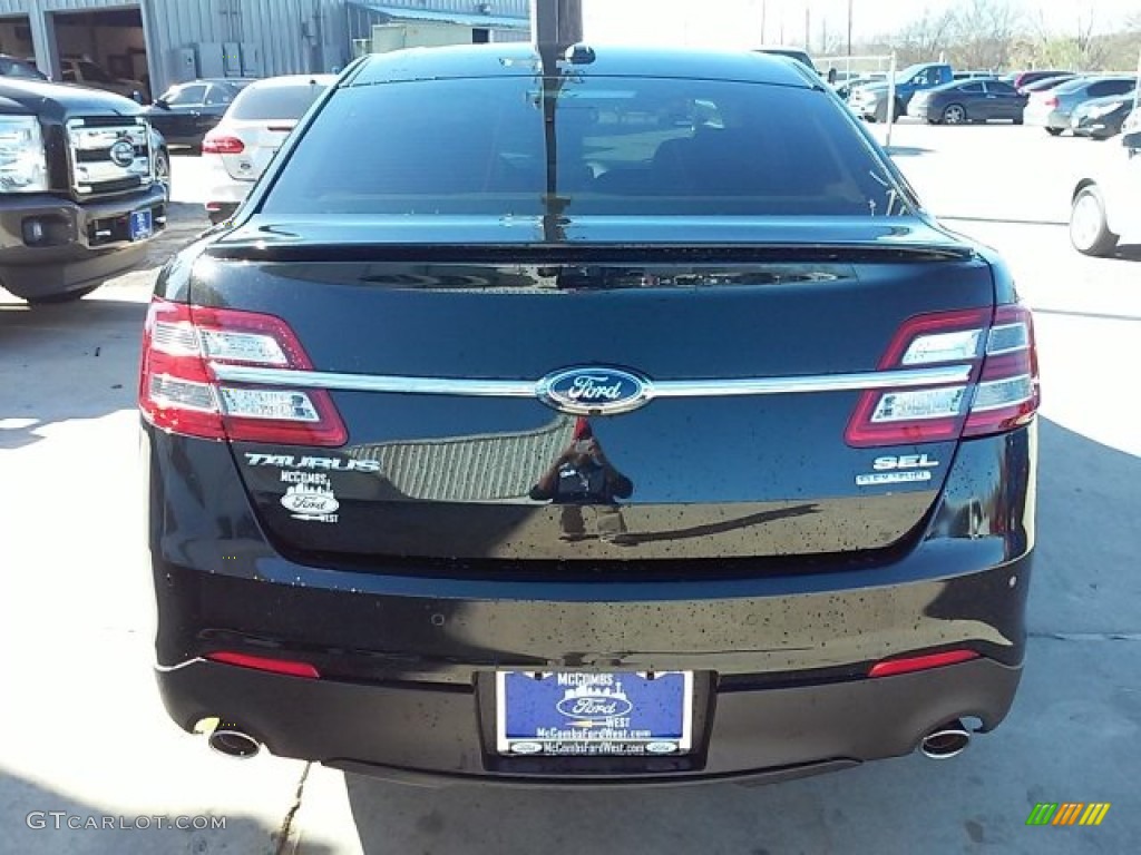 2015 Taurus SEL - Tuxedo Black Metallic / Dune photo #10