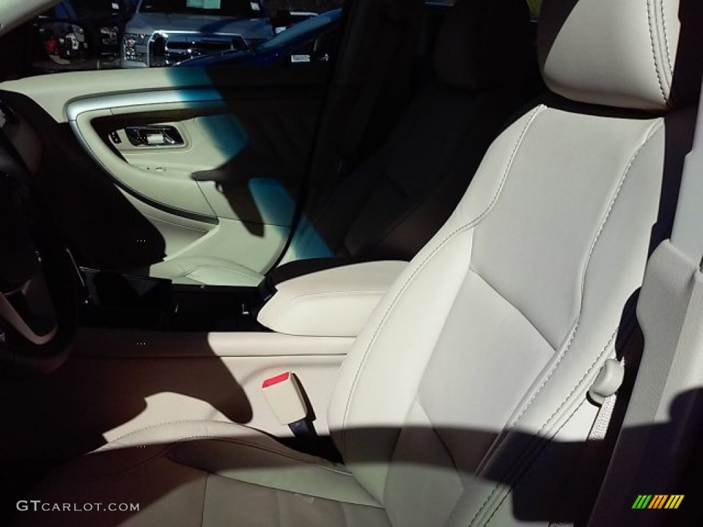 2015 Taurus SEL - Tuxedo Black Metallic / Dune photo #22