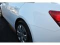 Summit White - Cruze LS Photo No. 4