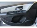 Summit White - Cruze LS Photo No. 15