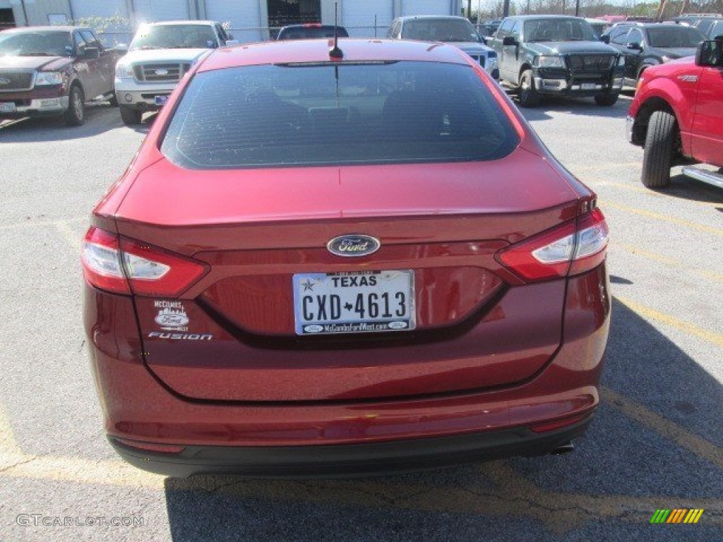 2014 Fusion S - Ruby Red / Earth Gray photo #10