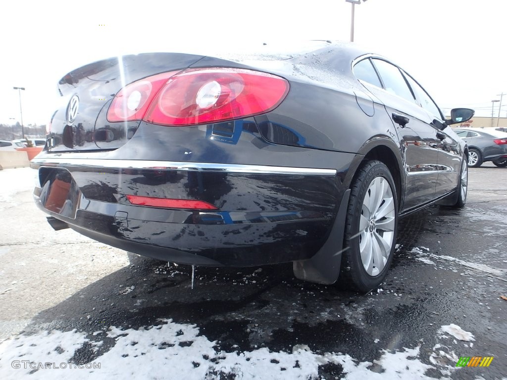 2010 CC Sport - Deep Black Metallic / Black photo #8