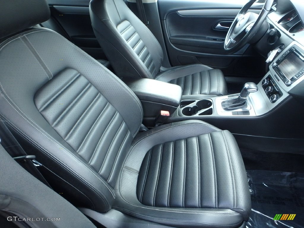 2010 CC Sport - Deep Black Metallic / Black photo #14