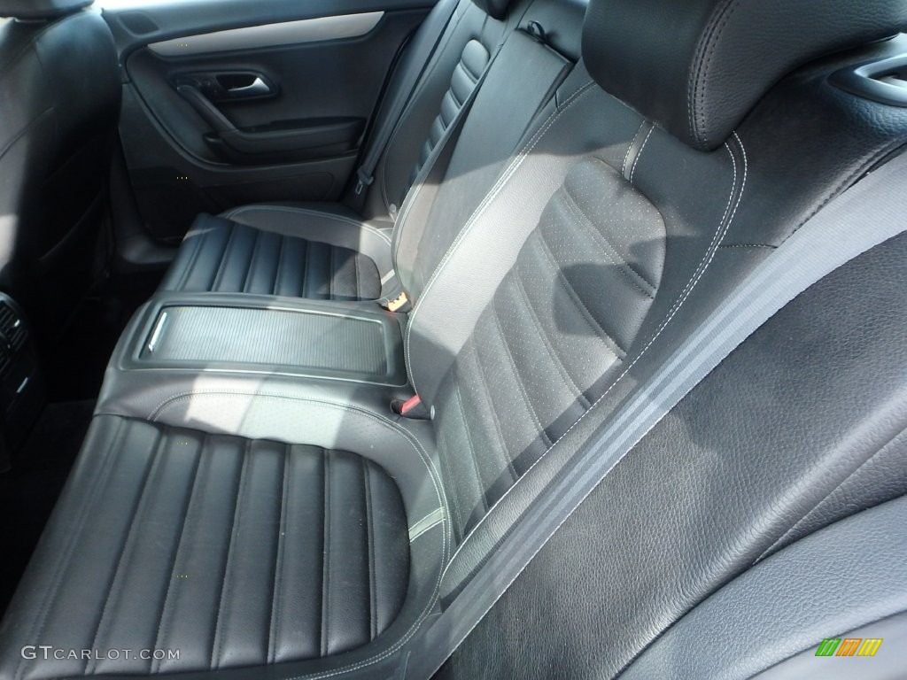 2010 CC Sport - Deep Black Metallic / Black photo #21
