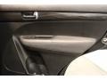 Ebony Black - Sorento LX Photo No. 23