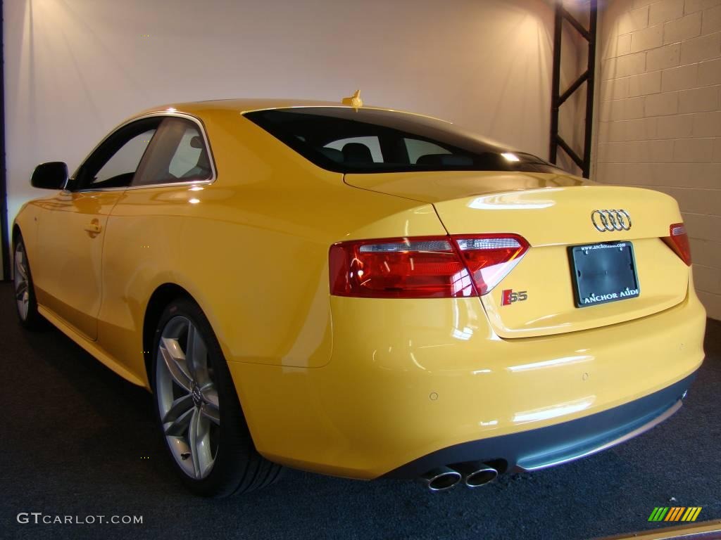 2009 S5 4.2 quattro - Imola Yellow / Pearl Silver/Black Silk Nappa Leather photo #2