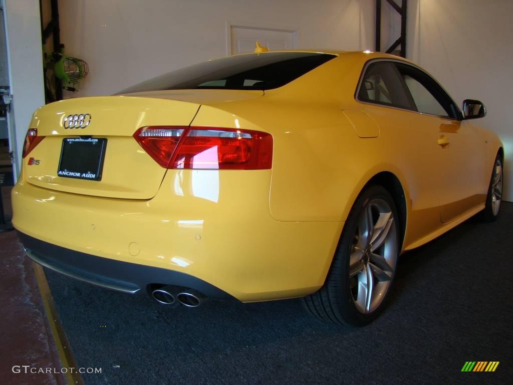 2009 S5 4.2 quattro - Imola Yellow / Pearl Silver/Black Silk Nappa Leather photo #3