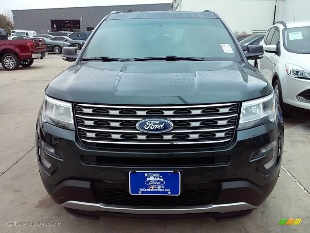 2016 Explorer XLT - Guard Metallic / Medium Light Camel photo #5