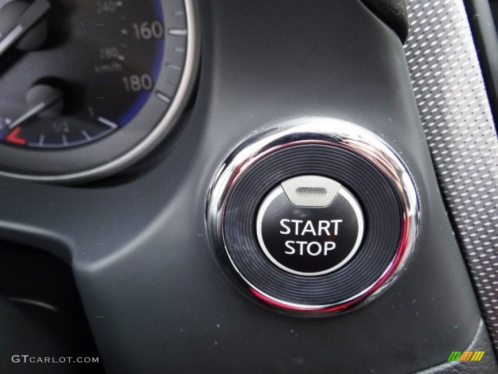 2015 Infiniti Q50 Hybrid Premium Controls Photos