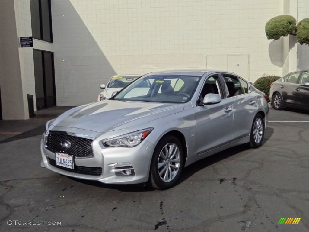 Liquid Platinum Infiniti Q50