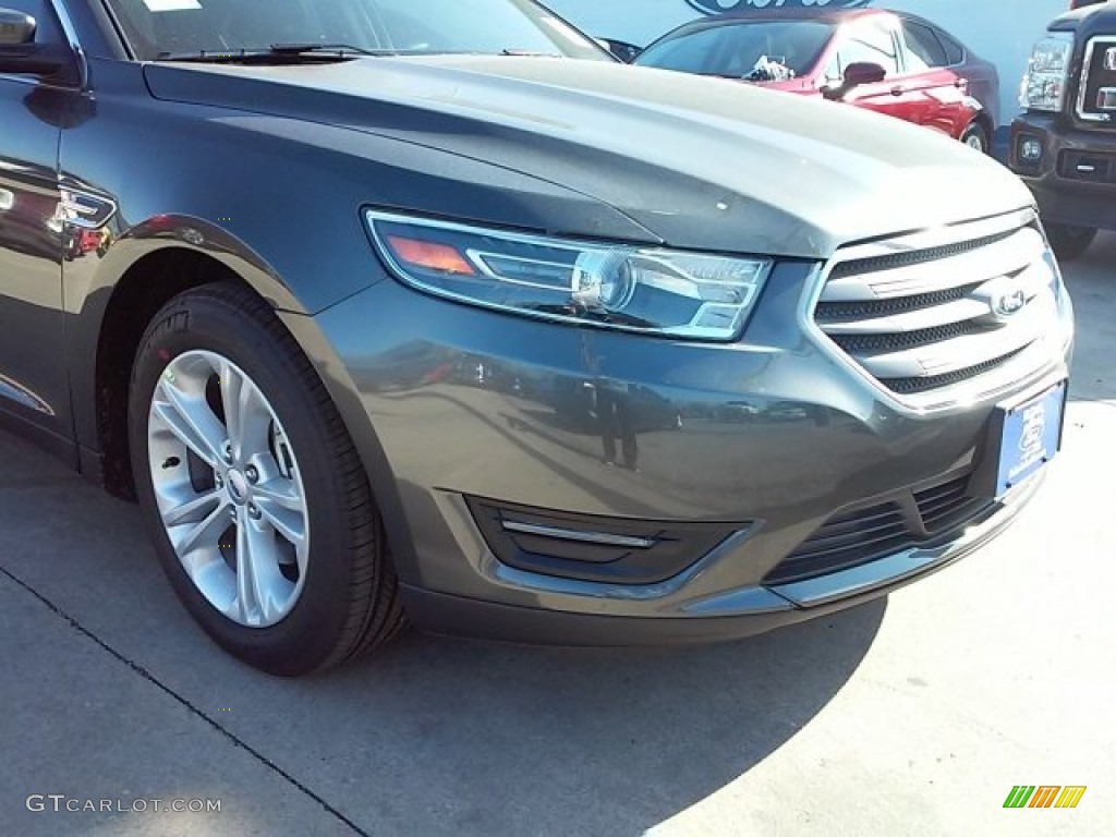 2015 Taurus SEL - Magnetic Metallic / Charcoal Black photo #2