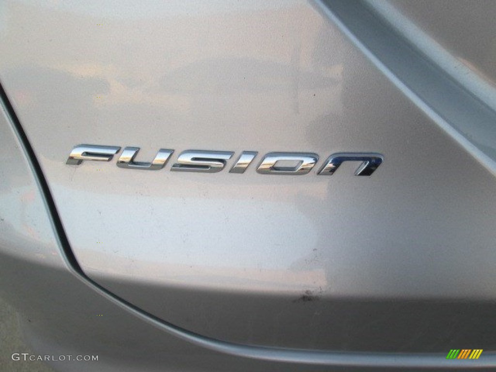 2016 Fusion Titanium - Ingot Silver Metallic / Charcoal Black photo #11