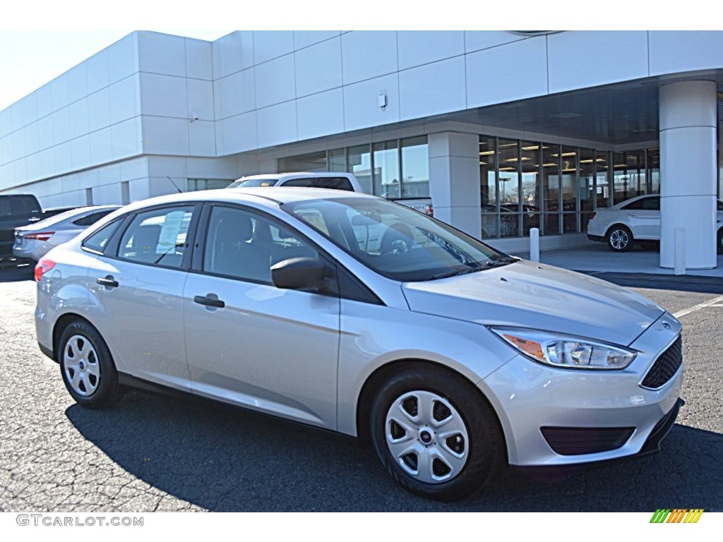 2016 Focus S Sedan - Ingot Silver / Charcoal Black photo #1