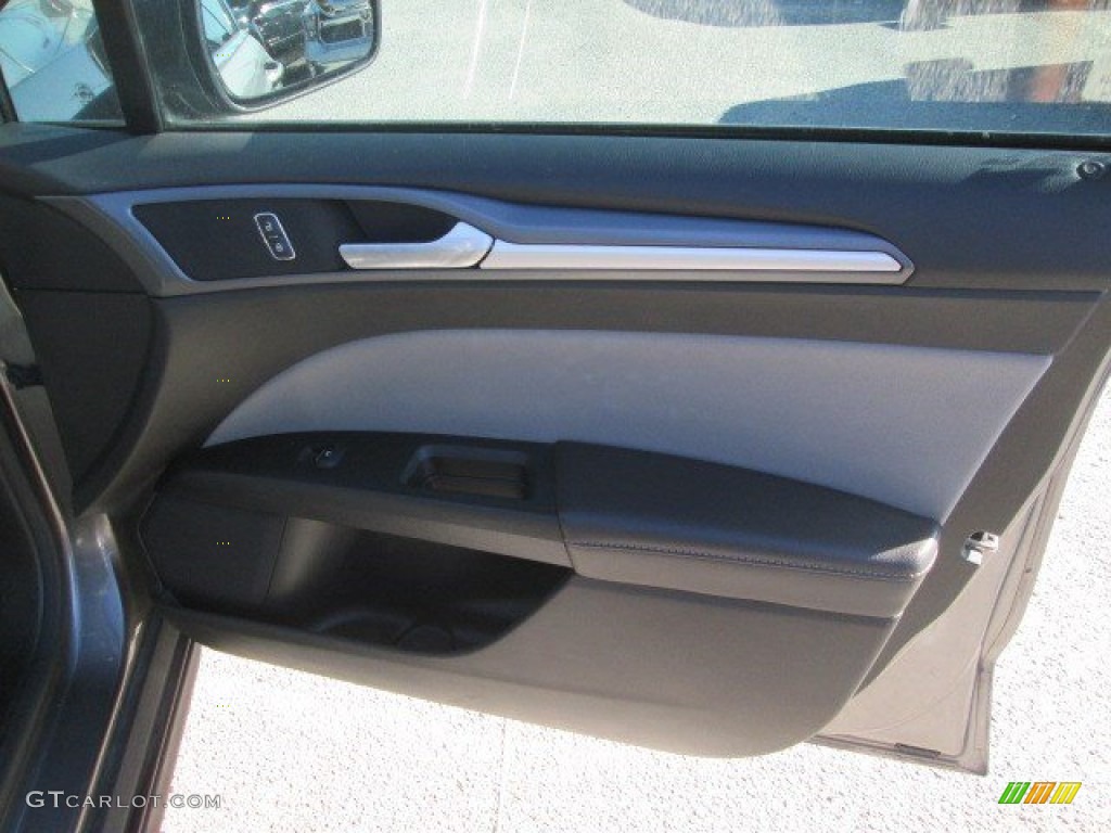 2013 Fusion S - Sterling Gray Metallic / Earth Gray photo #5