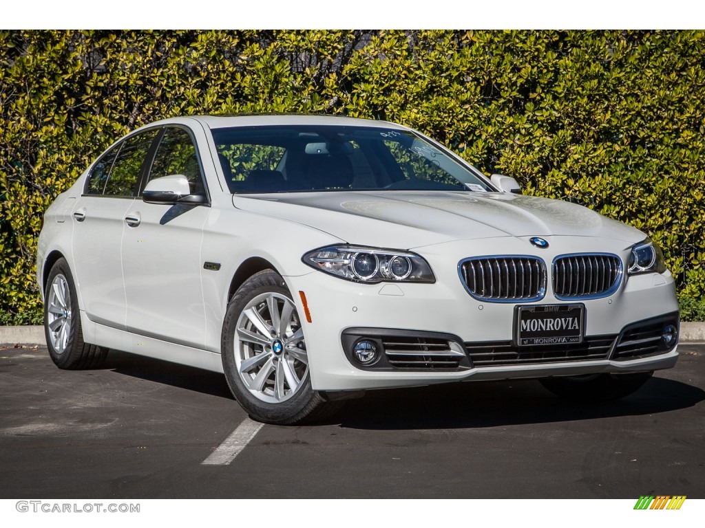 2016 5 Series 528i Sedan - Alpine White / Black photo #11