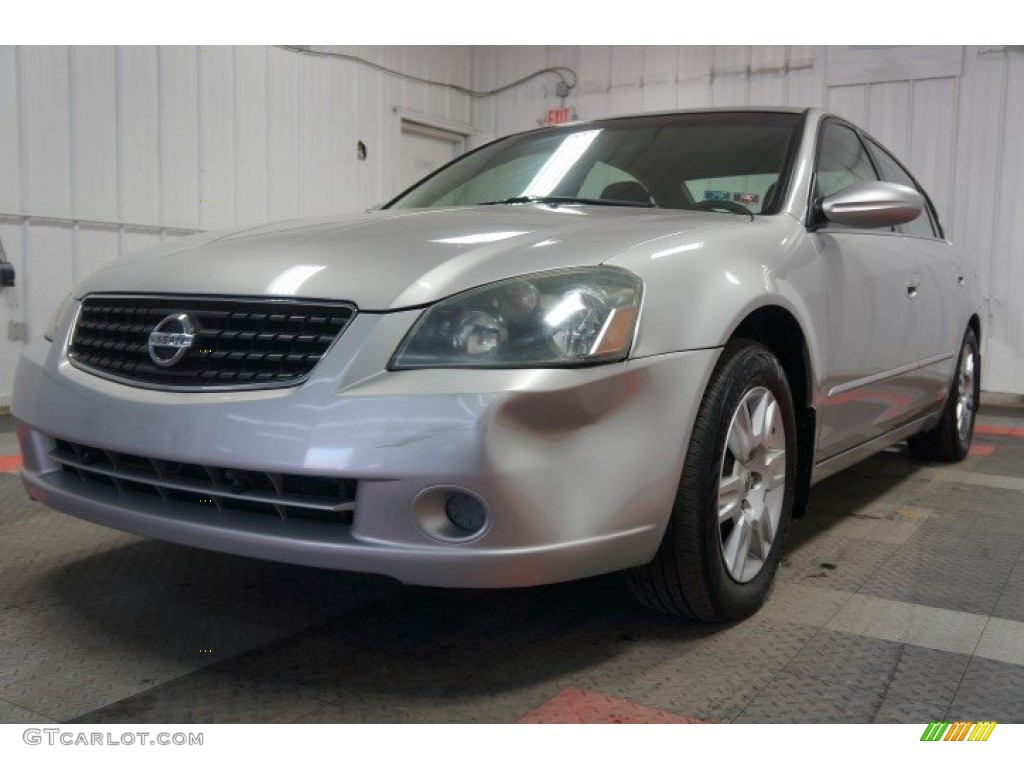 2006 Altima 2.5 S - Sheer Silver Metallic / Charcoal photo #3