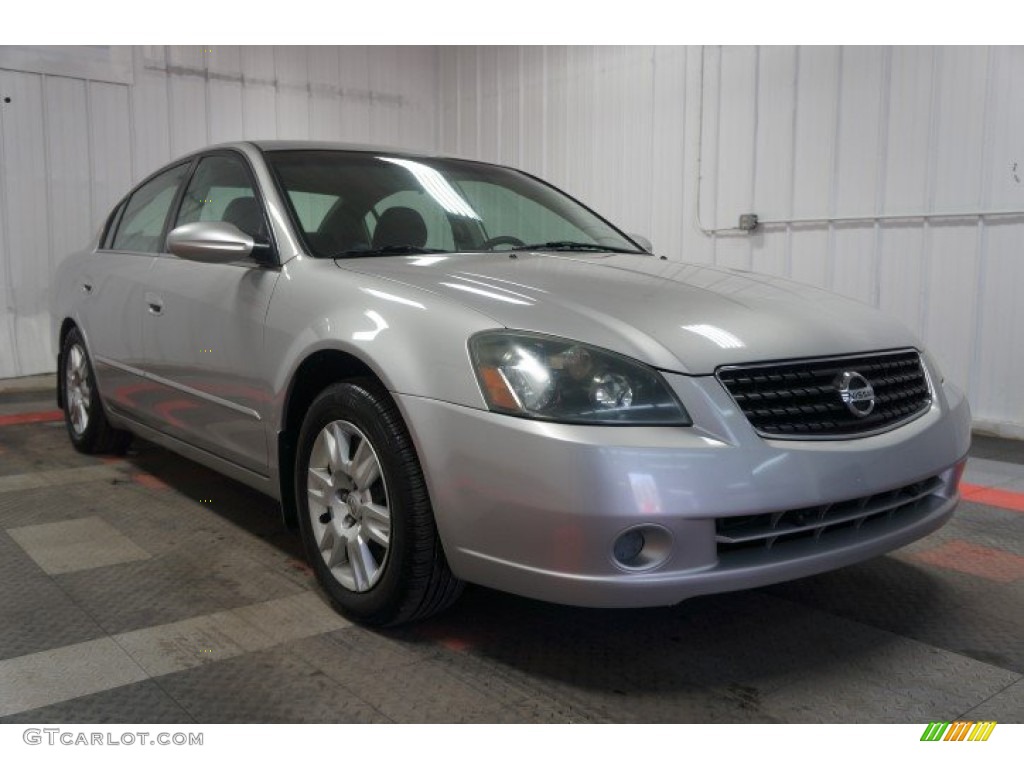 2006 Altima 2.5 S - Sheer Silver Metallic / Charcoal photo #5