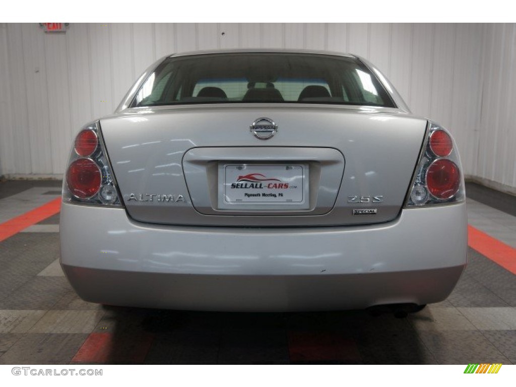 2006 Altima 2.5 S - Sheer Silver Metallic / Charcoal photo #9