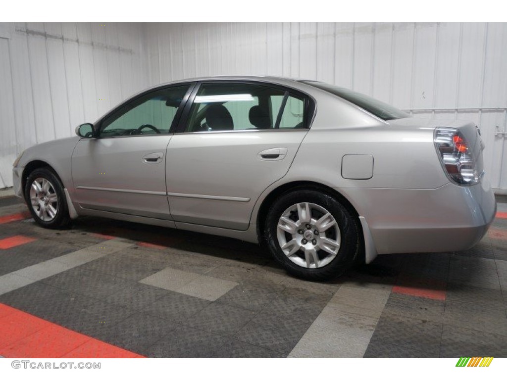 2006 Altima 2.5 S - Sheer Silver Metallic / Charcoal photo #11