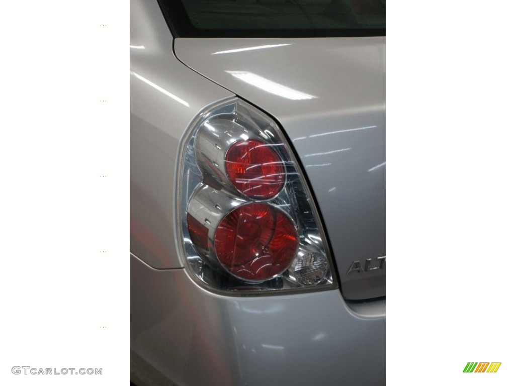 2006 Altima 2.5 S - Sheer Silver Metallic / Charcoal photo #64