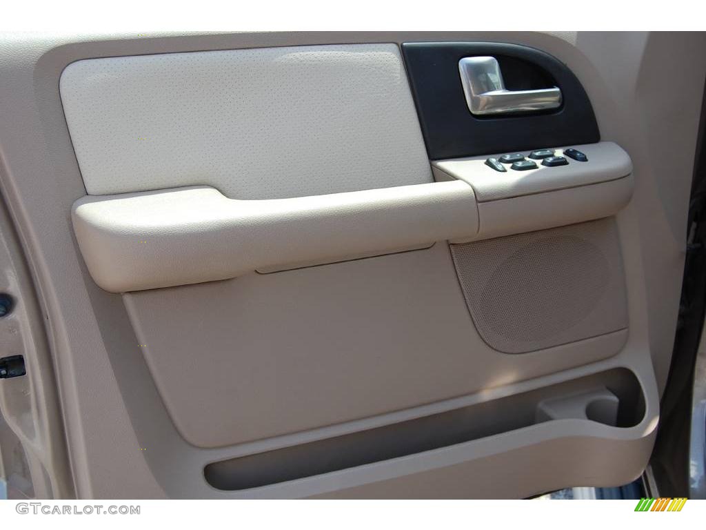2003 Expedition XLT - Arizona Beige Metallic / Medium Parchment photo #5