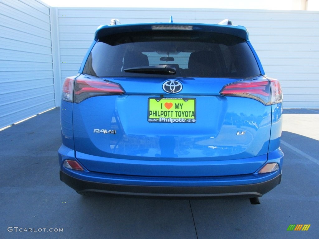 2016 RAV4 LE - Electric Storm Blue / Black photo #5