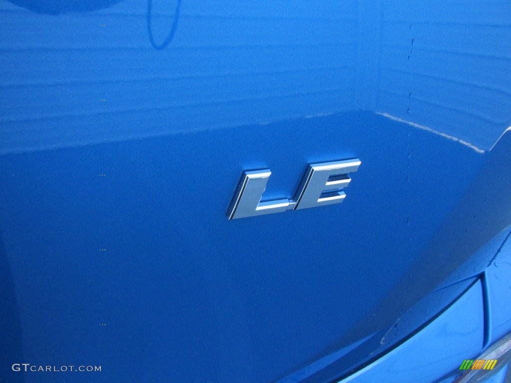 2016 RAV4 LE - Electric Storm Blue / Black photo #14