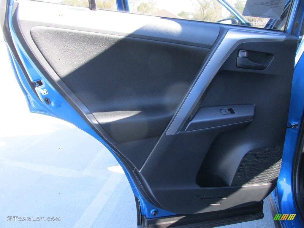 2016 RAV4 LE - Electric Storm Blue / Black photo #17
