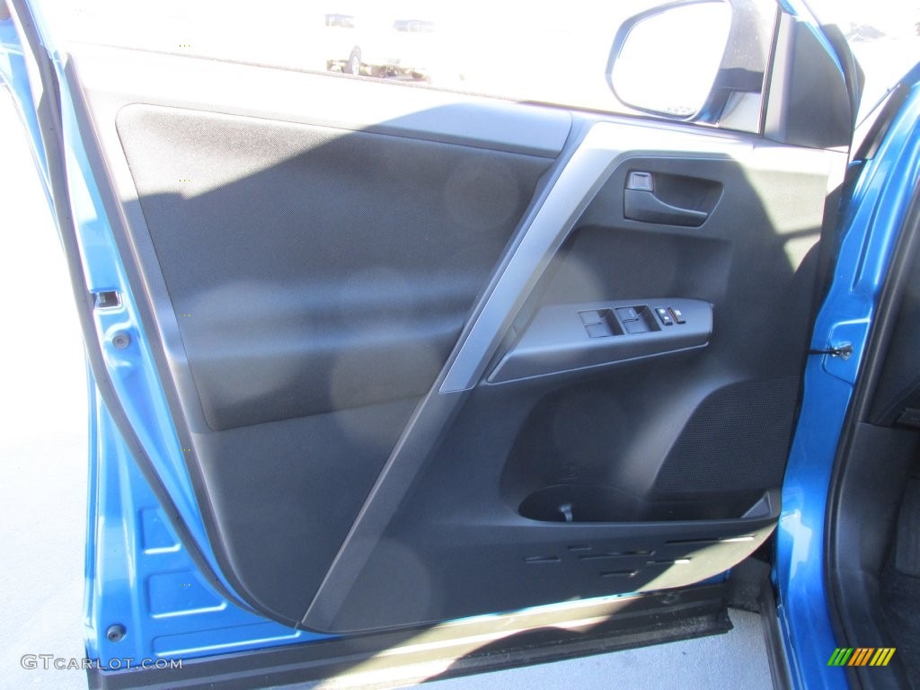 2016 RAV4 LE - Electric Storm Blue / Black photo #19
