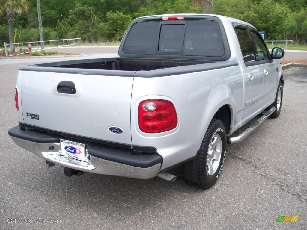 2003 F150 XLT SuperCrew - Silver Metallic / Medium Graphite Grey photo #14