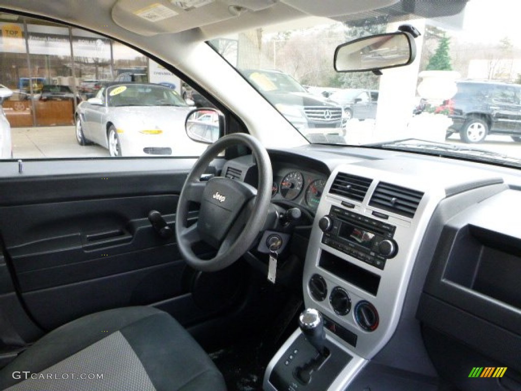 2008 Compass Sport - Brilliant Black Crystal Pearl / Dark Slate Gray photo #6