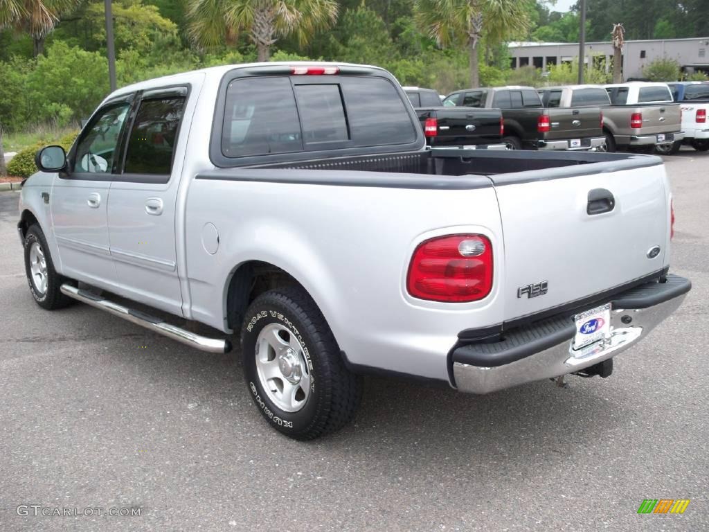 2003 F150 XLT SuperCrew - Silver Metallic / Medium Graphite Grey photo #16