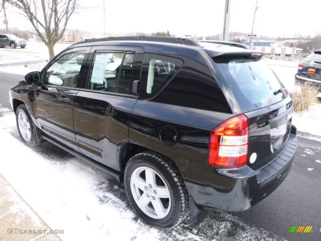 2008 Compass Sport - Brilliant Black Crystal Pearl / Dark Slate Gray photo #11