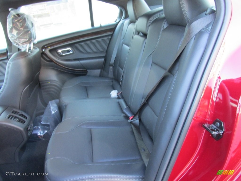 2016 Ford Taurus Limited Rear Seat Photos